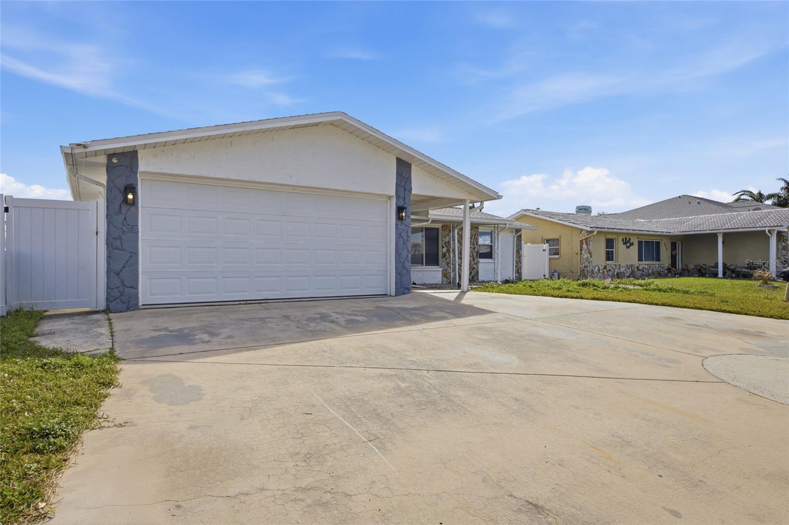 Image 3 of 35 For 3928 Rudder Way