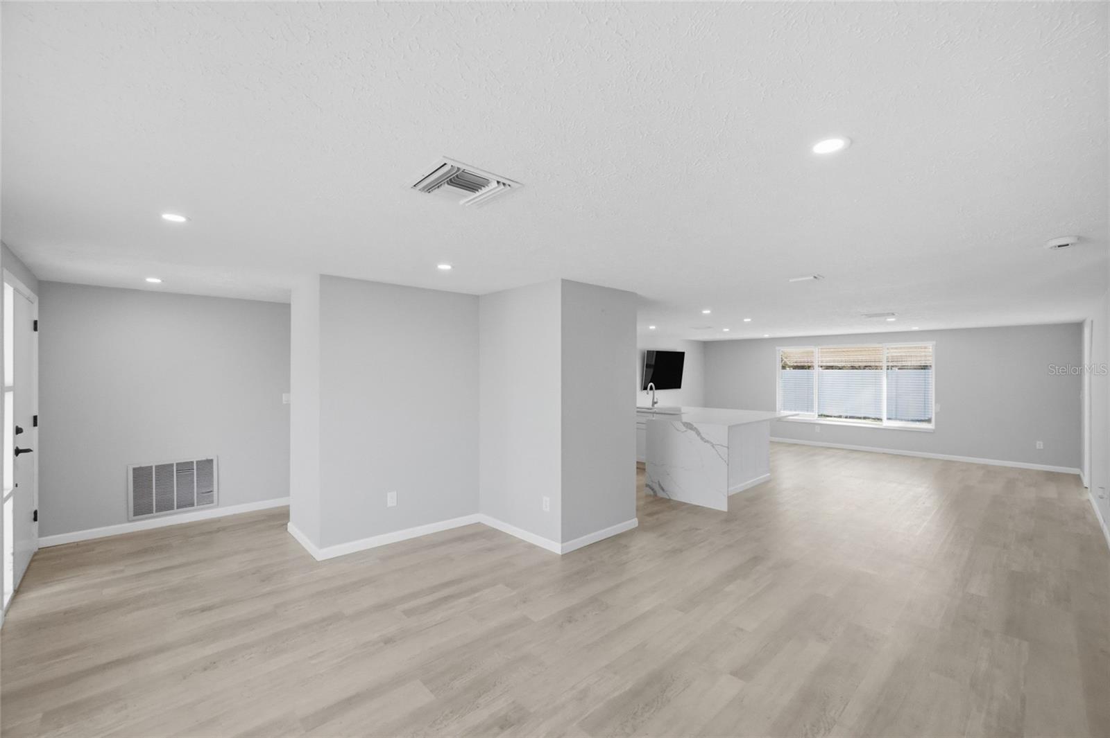 Image 9 of 35 For 3928 Rudder Way