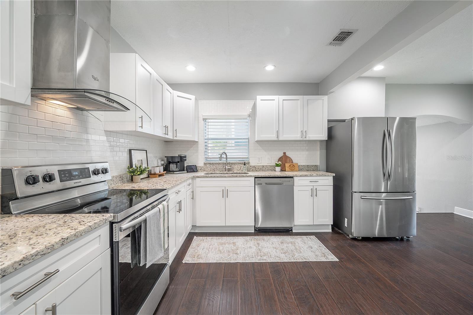 Image 10 of 38 For 2902 Jefferson Street