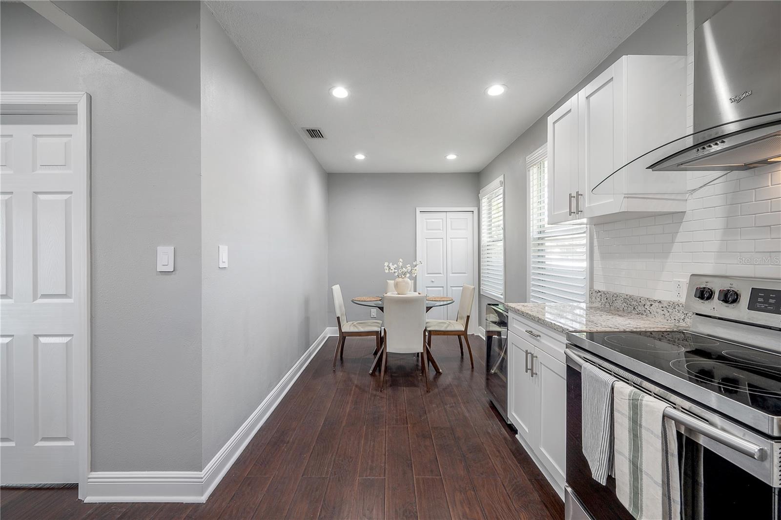 Image 14 of 38 For 2902 Jefferson Street