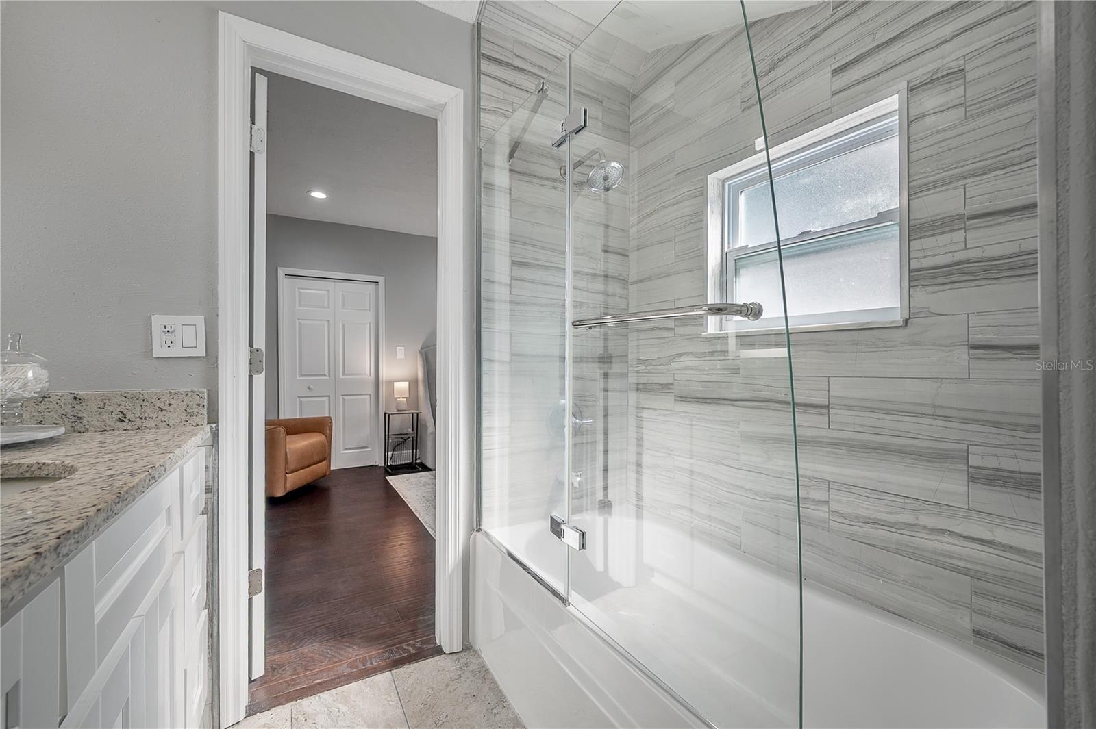 Image 21 of 38 For 2902 Jefferson Street