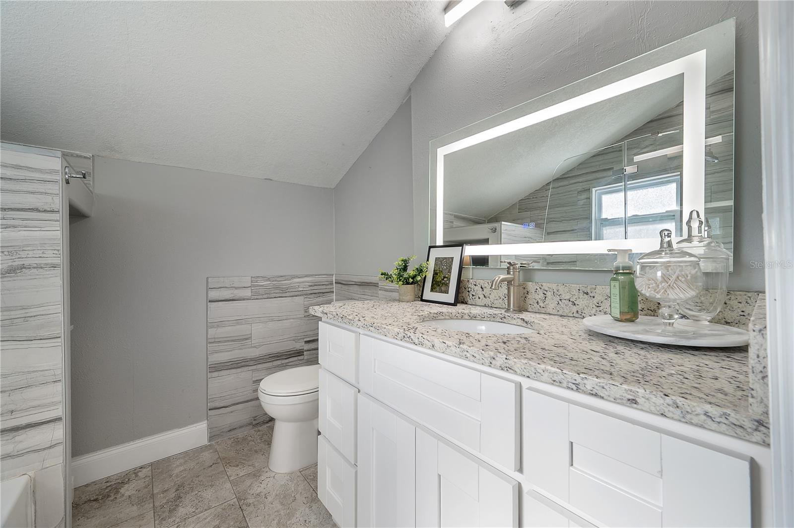 Image 22 of 38 For 2902 Jefferson Street