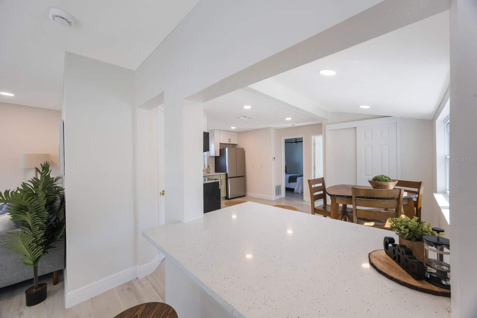 Image 11 of 32 For 1160 36th Avenue N