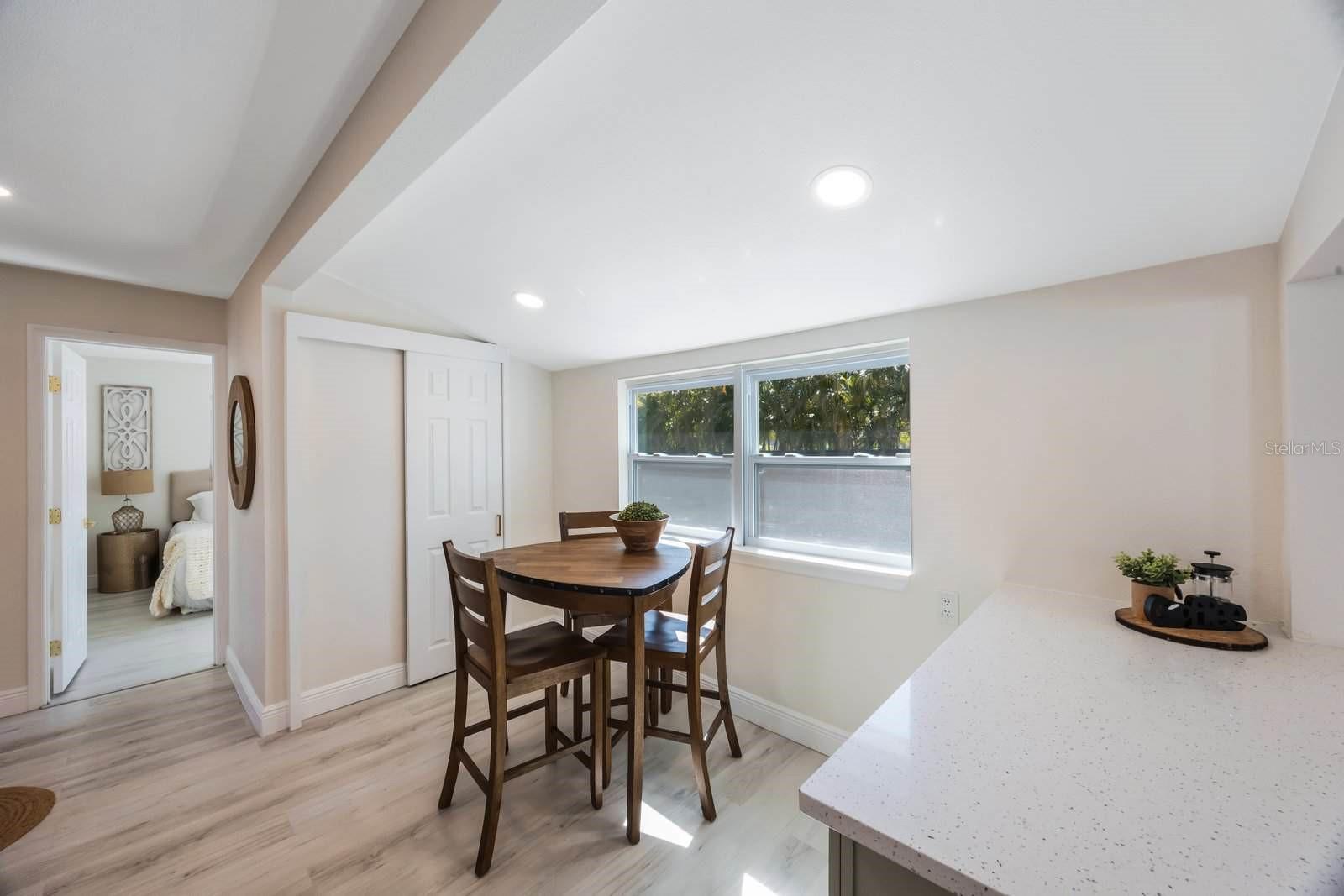 Image 13 of 32 For 1160 36th Avenue N