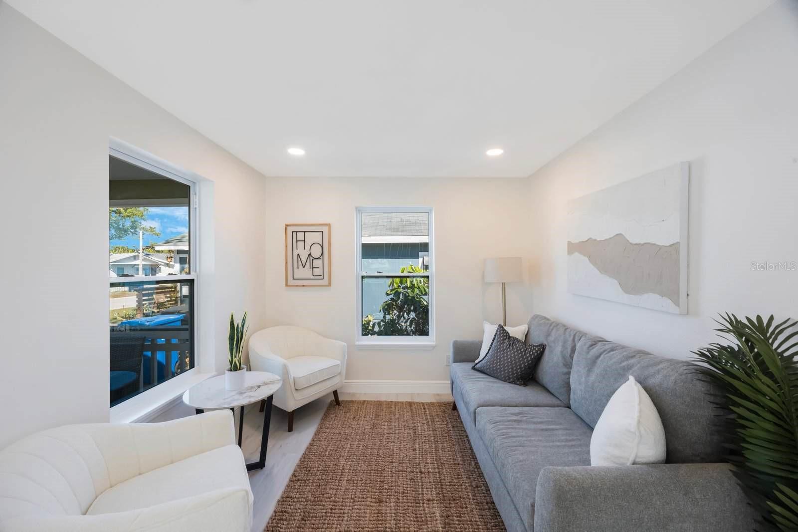 Image 8 of 32 For 1160 36th Avenue N