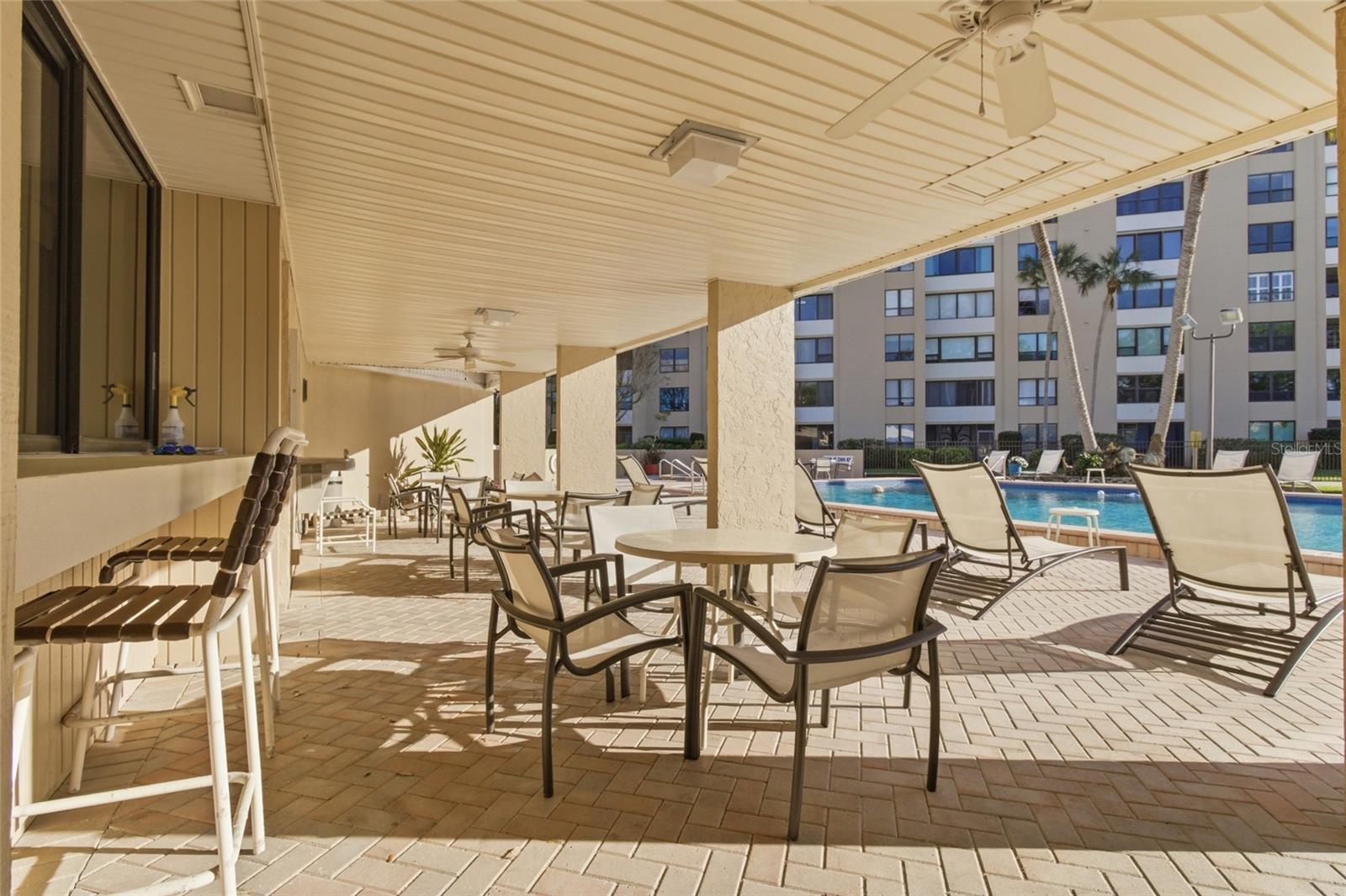 Image 26 of 53 For 2621 Cove Cay Drive 805