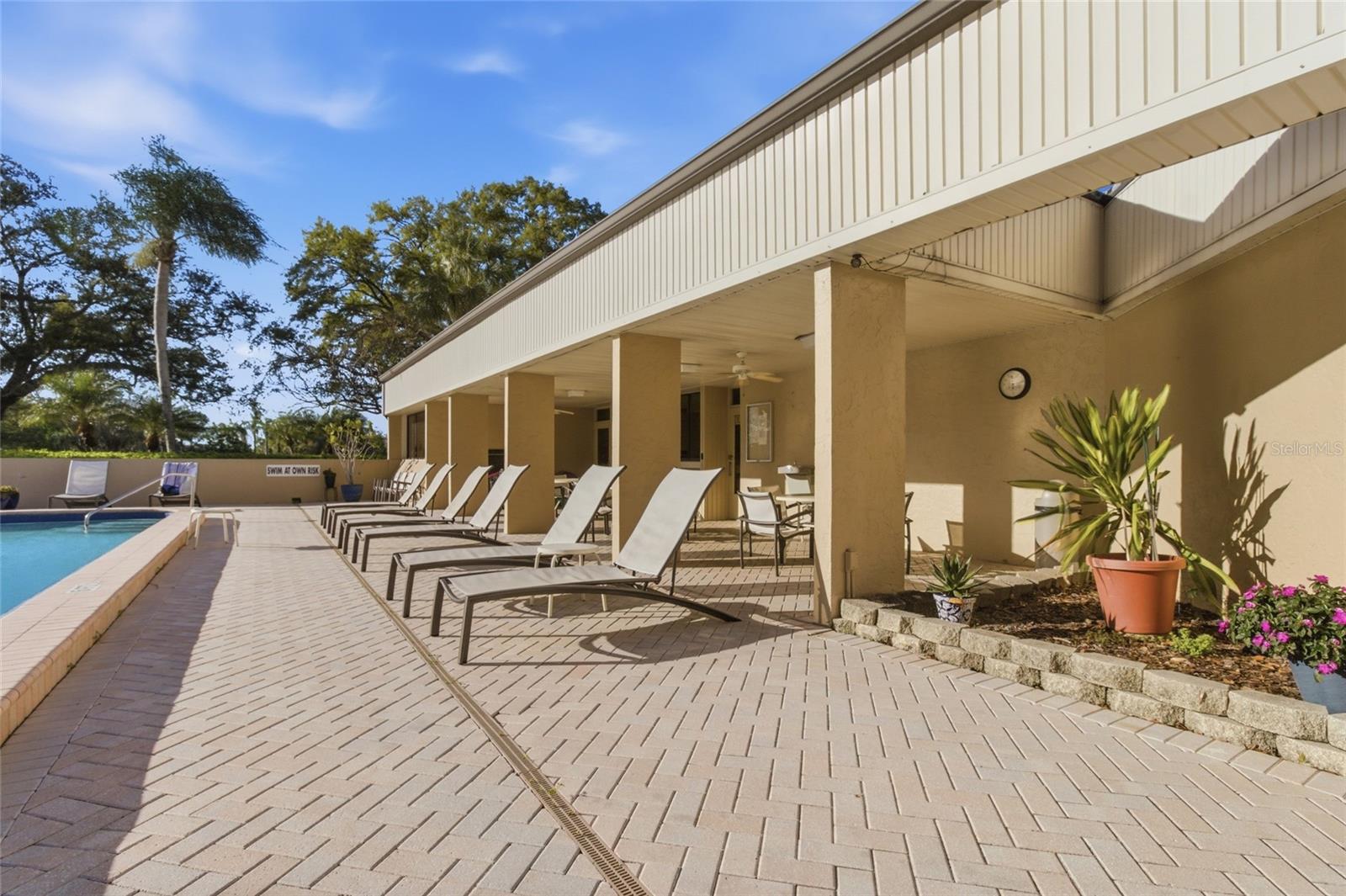 Image 33 of 53 For 2621 Cove Cay Drive 805