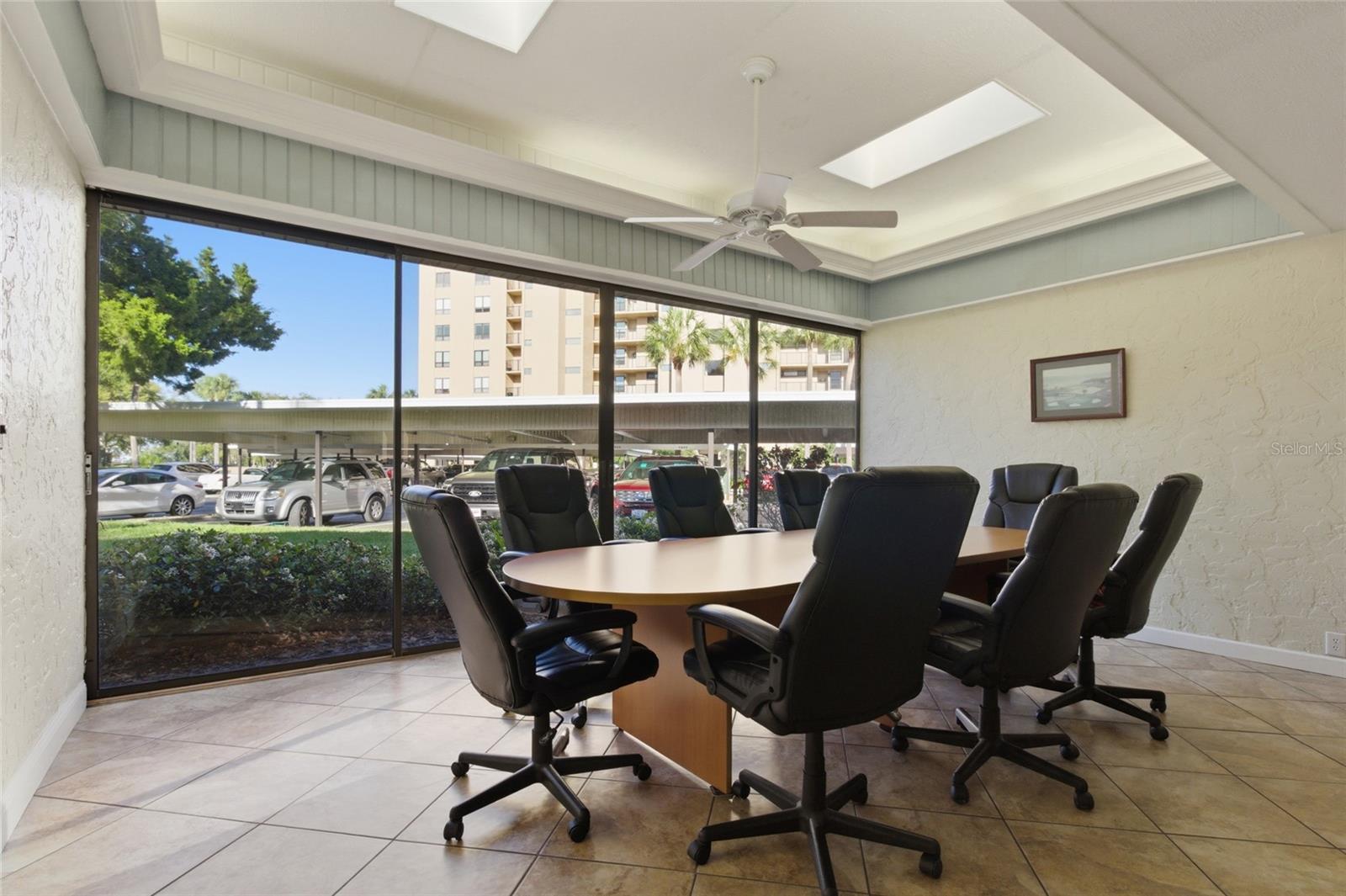 Image 38 of 53 For 2621 Cove Cay Drive 805