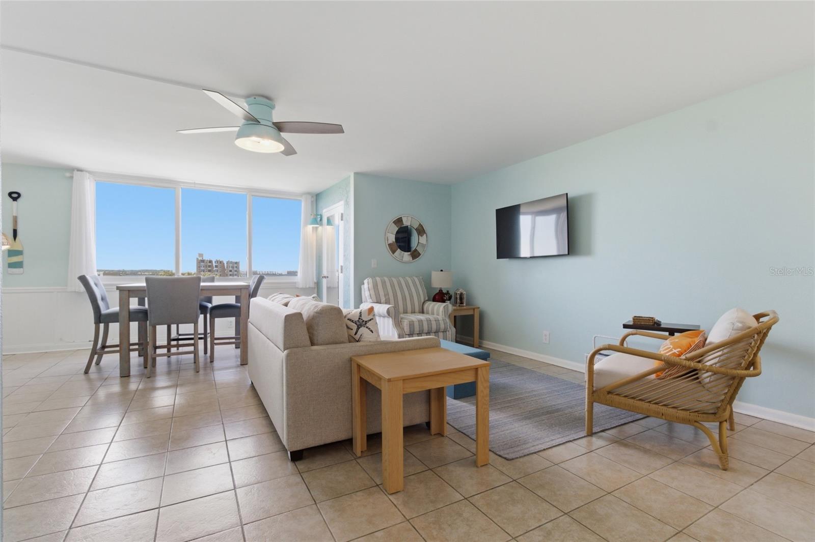 Image 6 of 53 For 2621 Cove Cay Drive 805