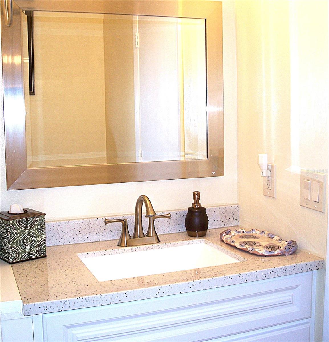 Image 10 of 12 For 3808 Oak Drive U42