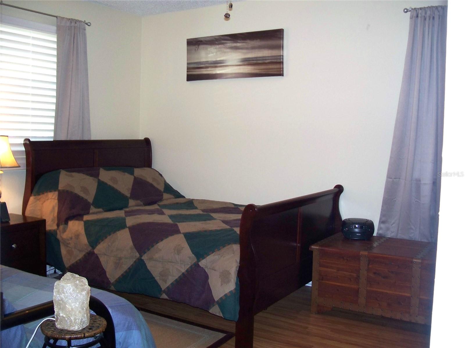 Image 11 of 12 For 3808 Oak Drive U42