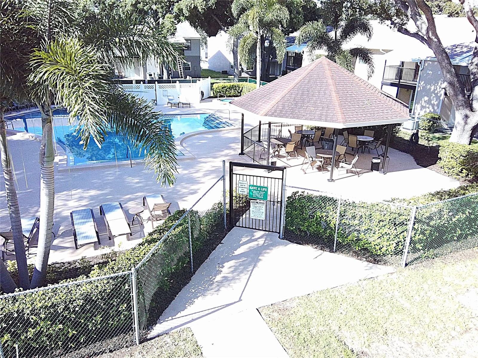 Image 2 of 12 For 3808 Oak Drive U42