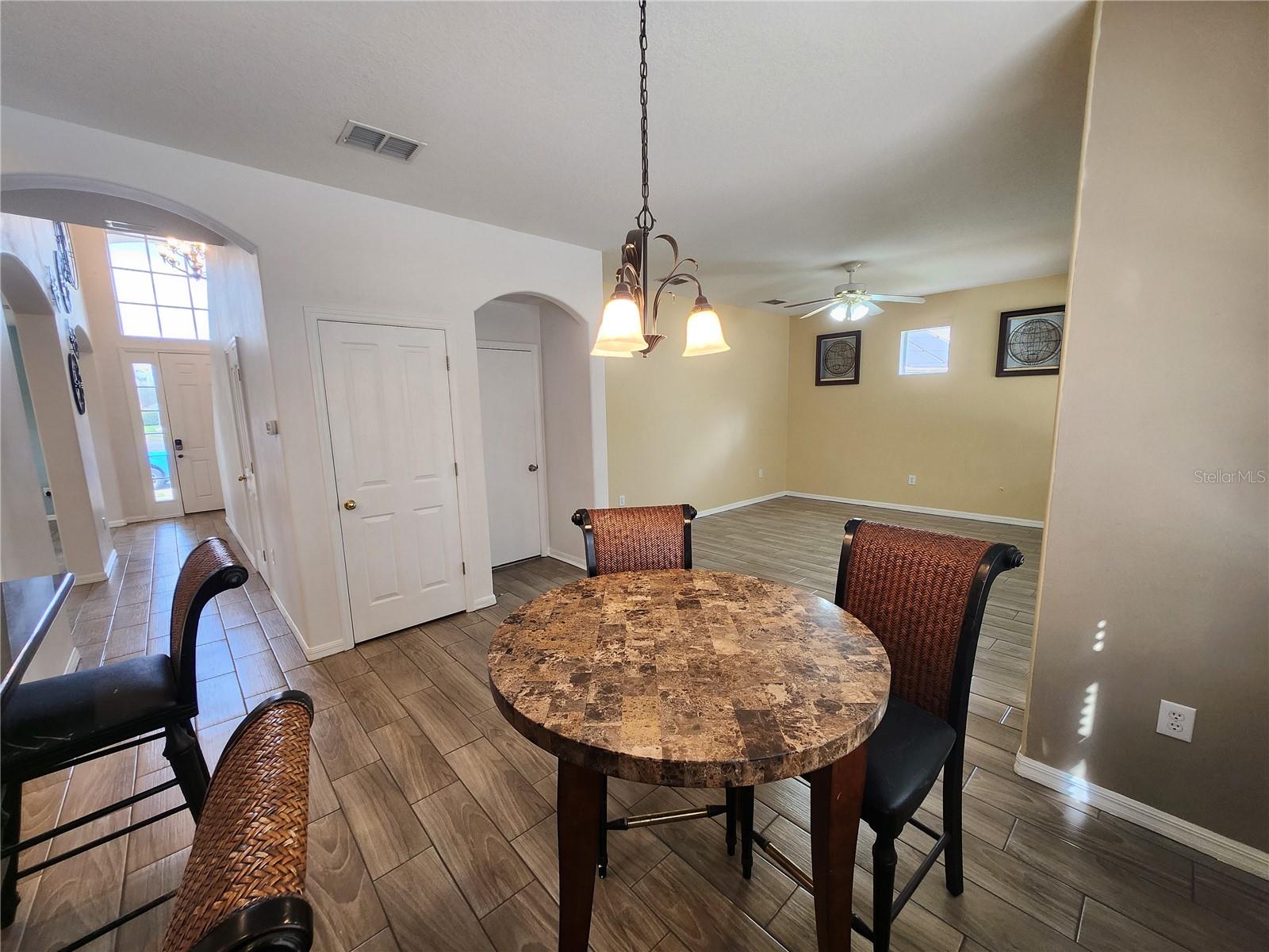 Image 13 of 32 For 3913 Roswell Place