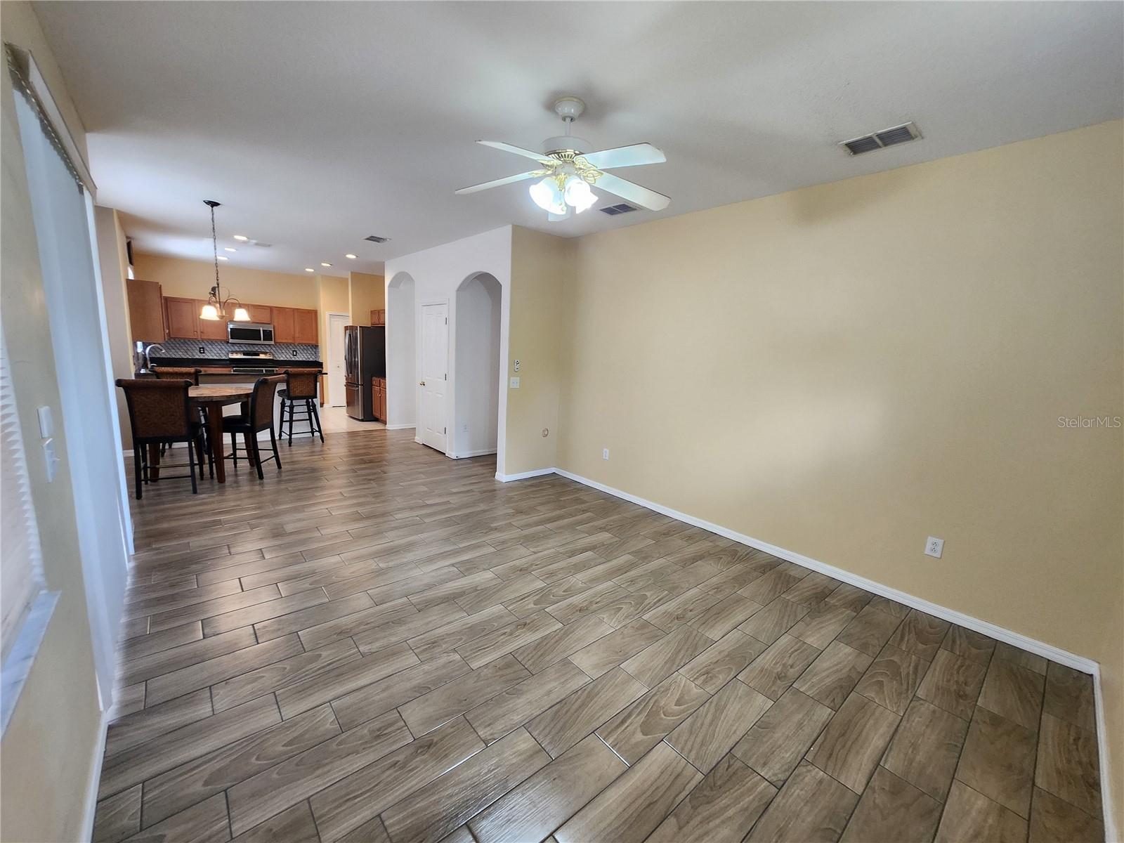 Image 15 of 32 For 3913 Roswell Place