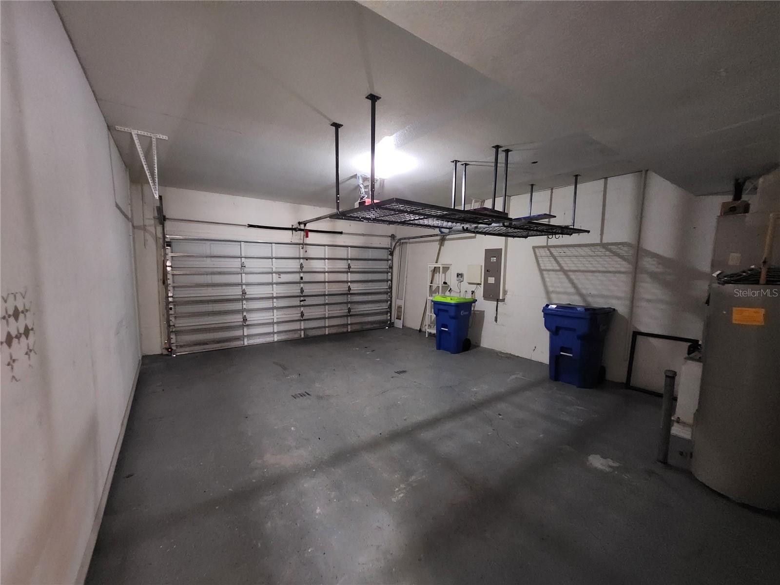 Image 19 of 32 For 3913 Roswell Place