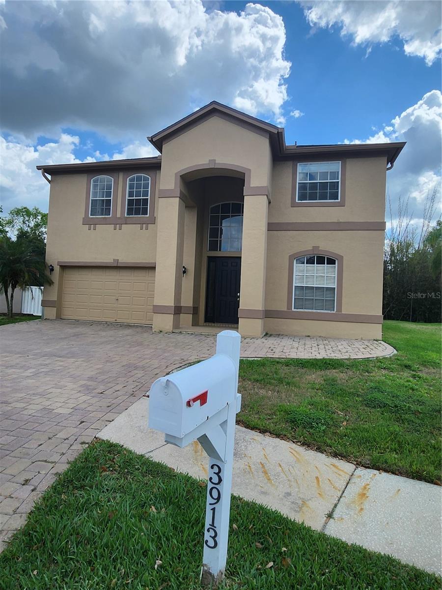 Image 2 of 32 For 3913 Roswell Place