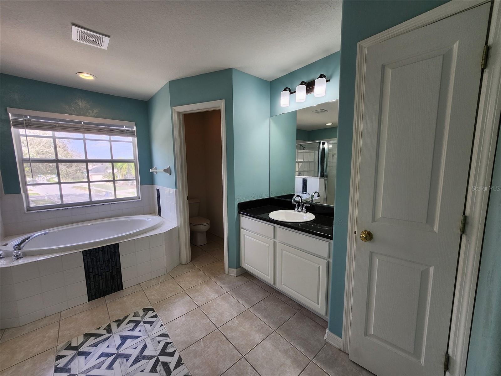 Image 31 of 32 For 3913 Roswell Place