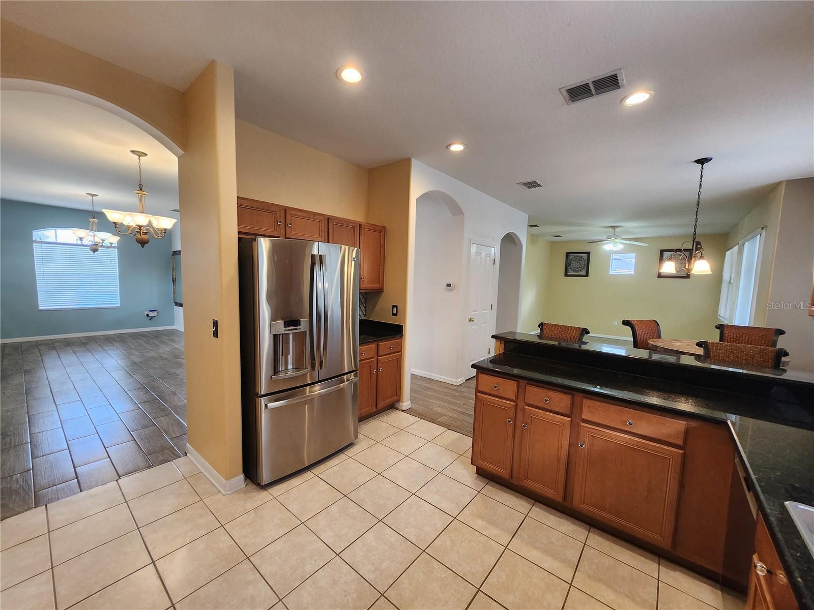 Image 9 of 32 For 3913 Roswell Place