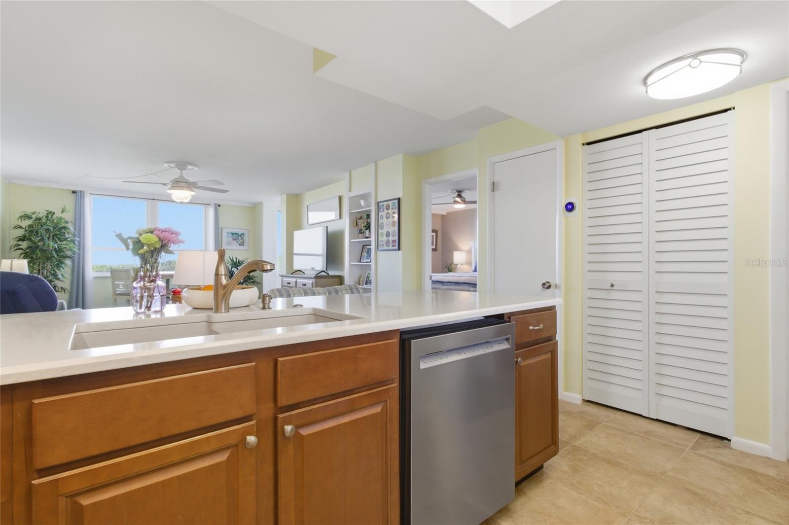 Image 13 of 52 For 2616 Cove Cay Drive 502