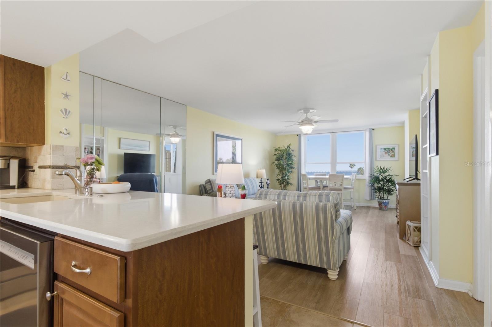 Image 14 of 52 For 2616 Cove Cay Drive 502