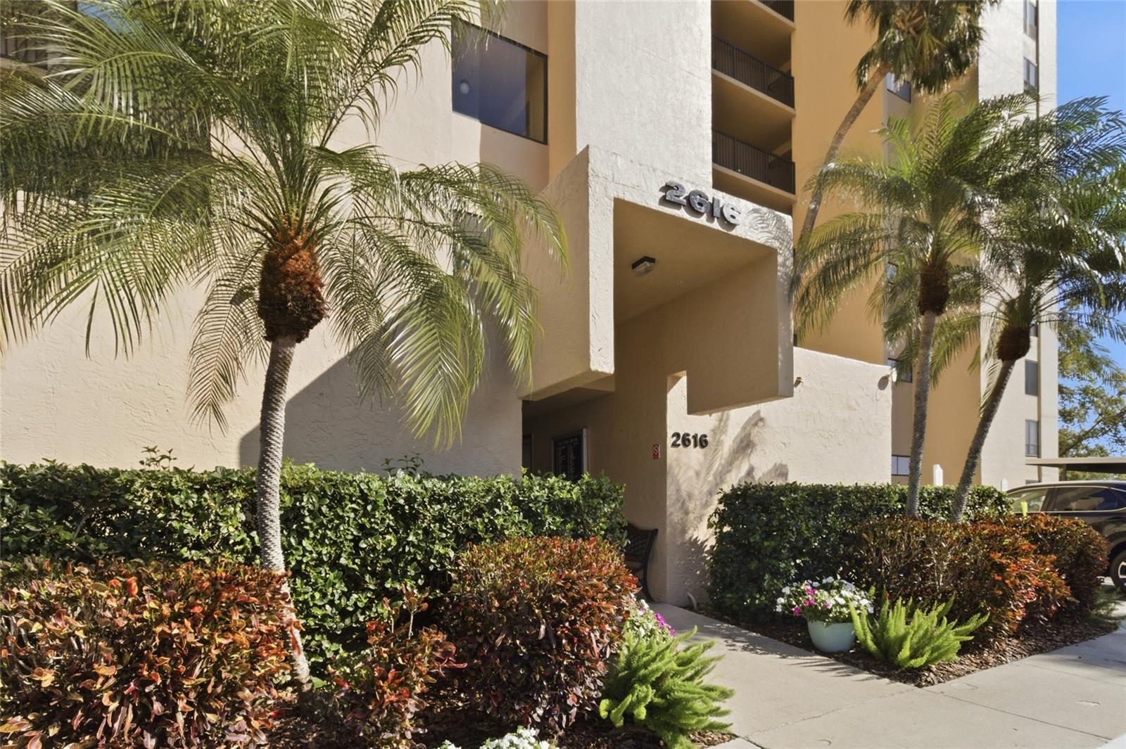 Image 2 of 52 For 2616 Cove Cay Drive 502