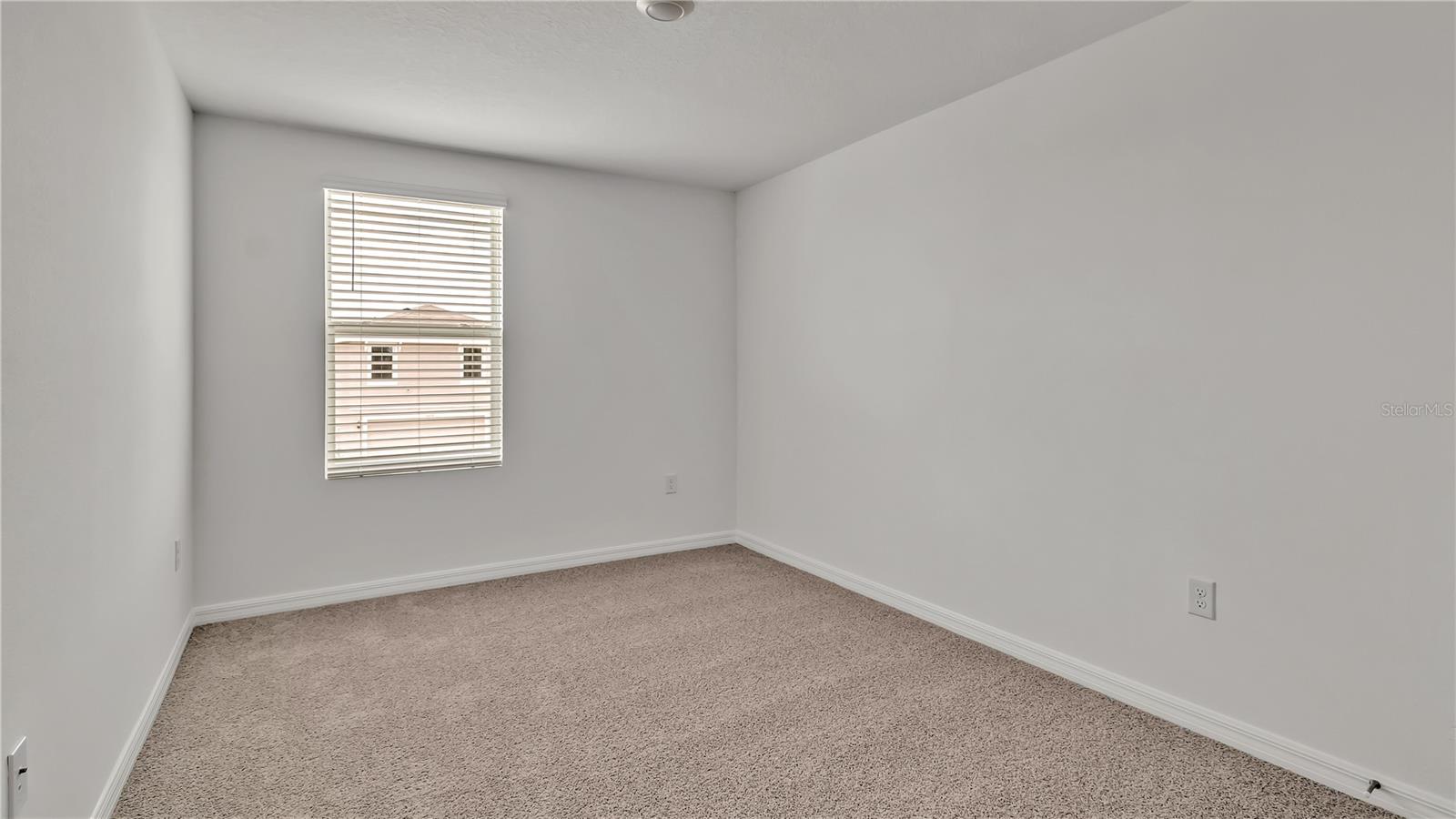 Image 24 of 42 For 16651 Mosaic Oar Drive