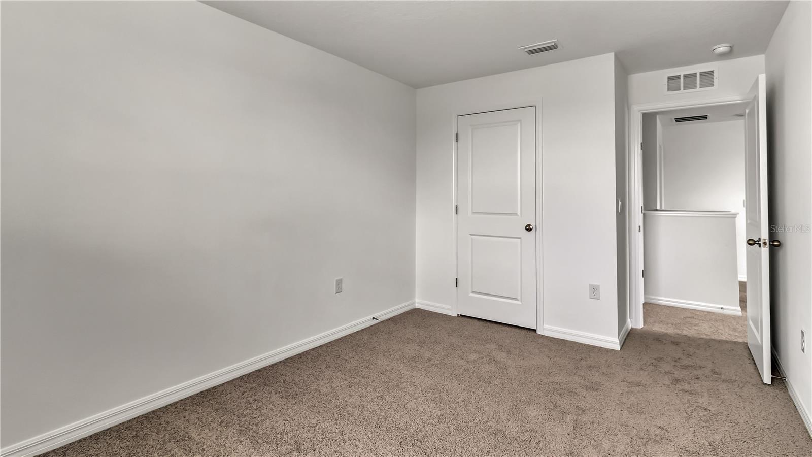 Image 25 of 42 For 16651 Mosaic Oar Drive