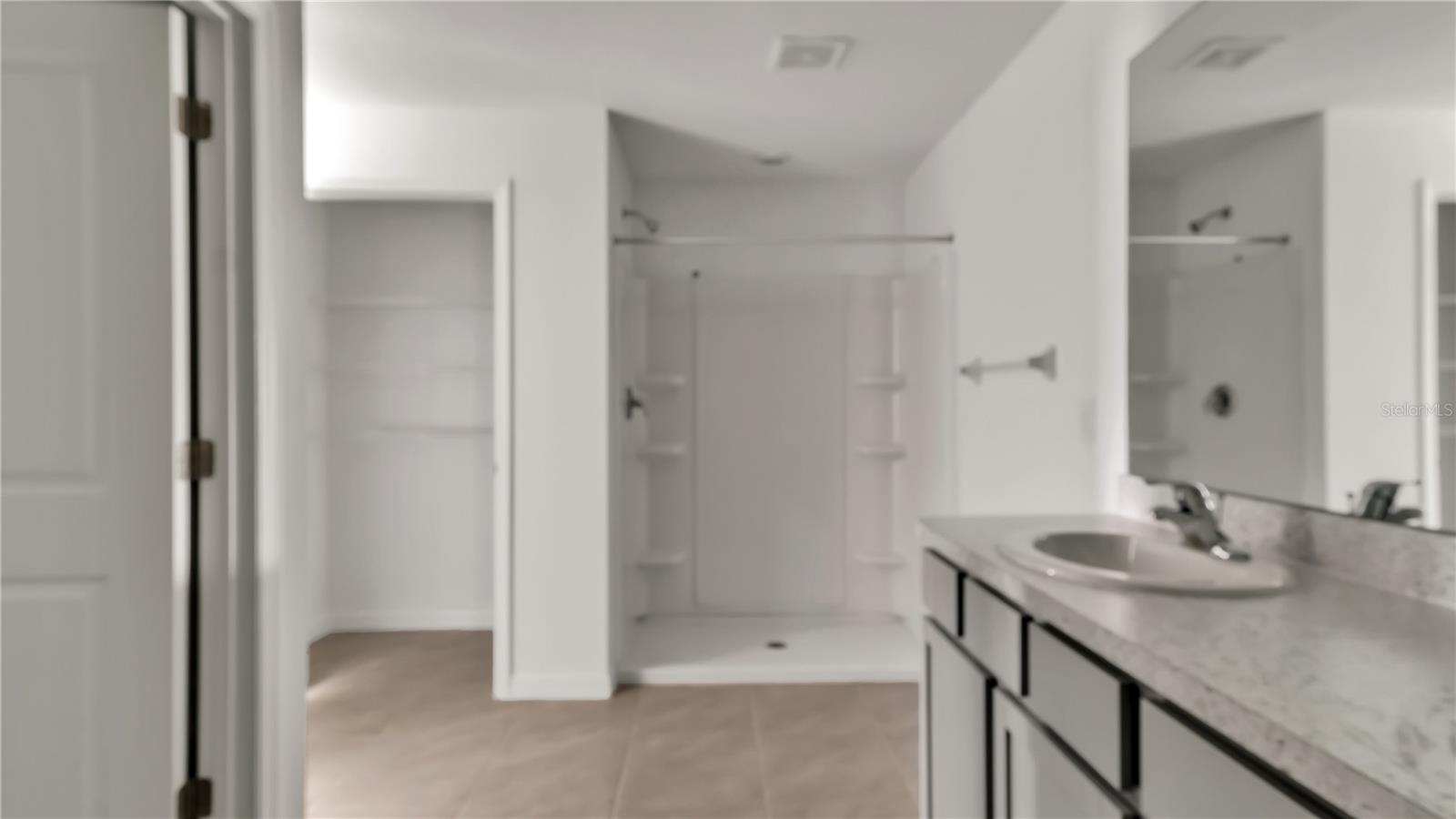 Image 29 of 42 For 16651 Mosaic Oar Drive