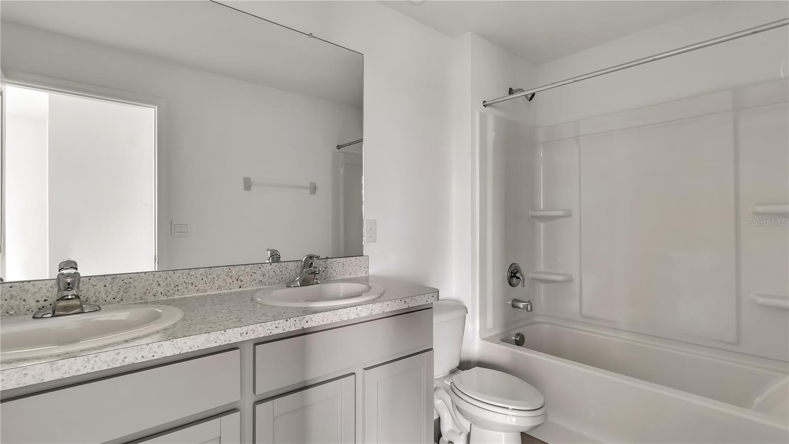 Image 31 of 42 For 16651 Mosaic Oar Drive