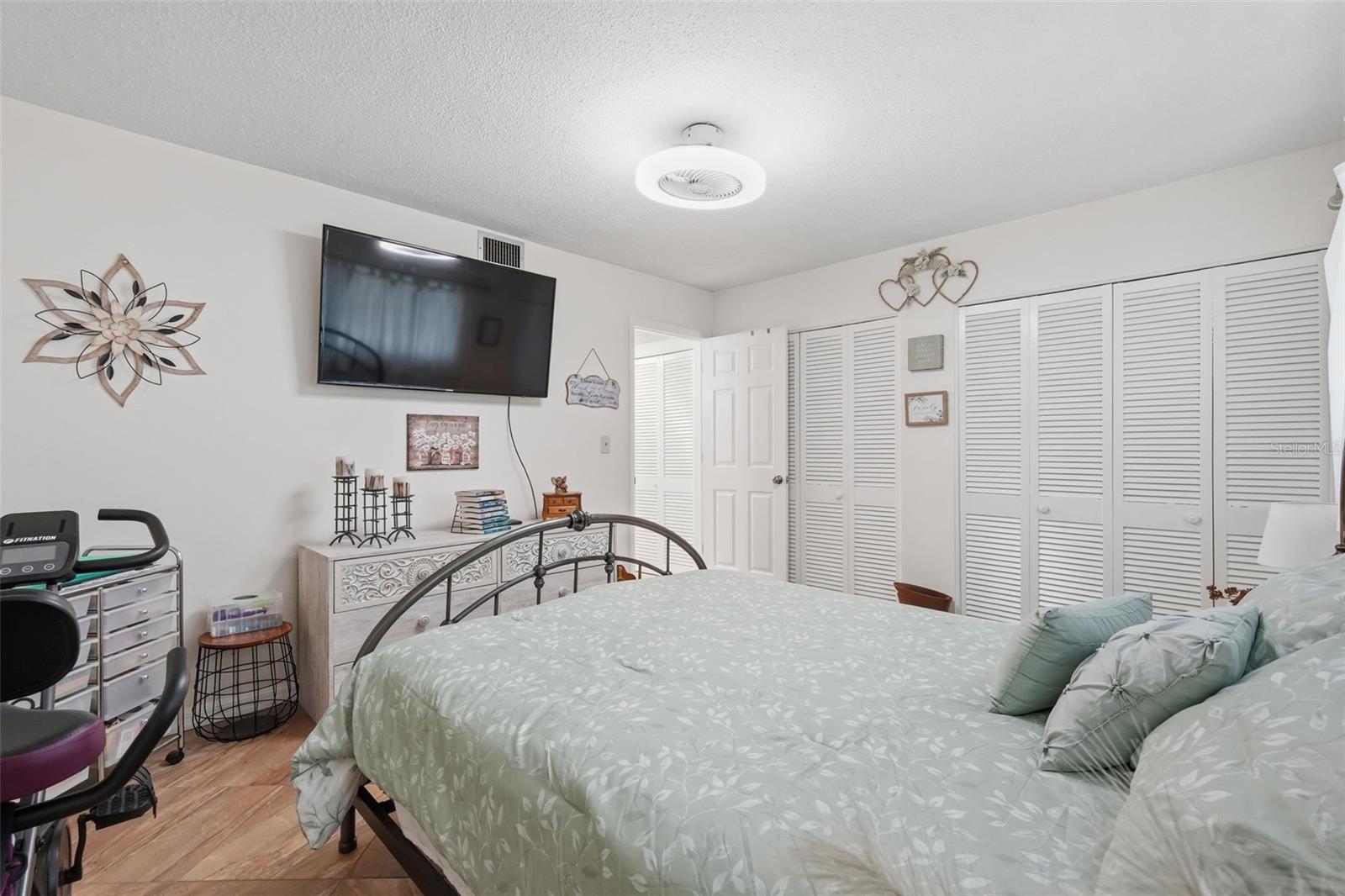 Image 15 of 20 For 250 Rosery Road Nw 351