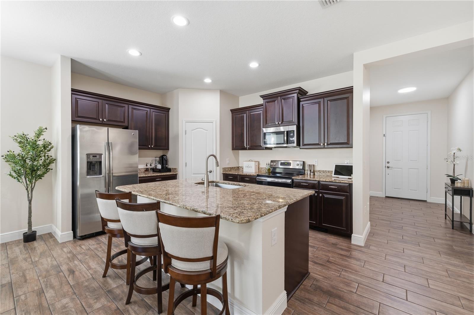 Image 3 of 36 For 16804 Myrtle Hill Lane