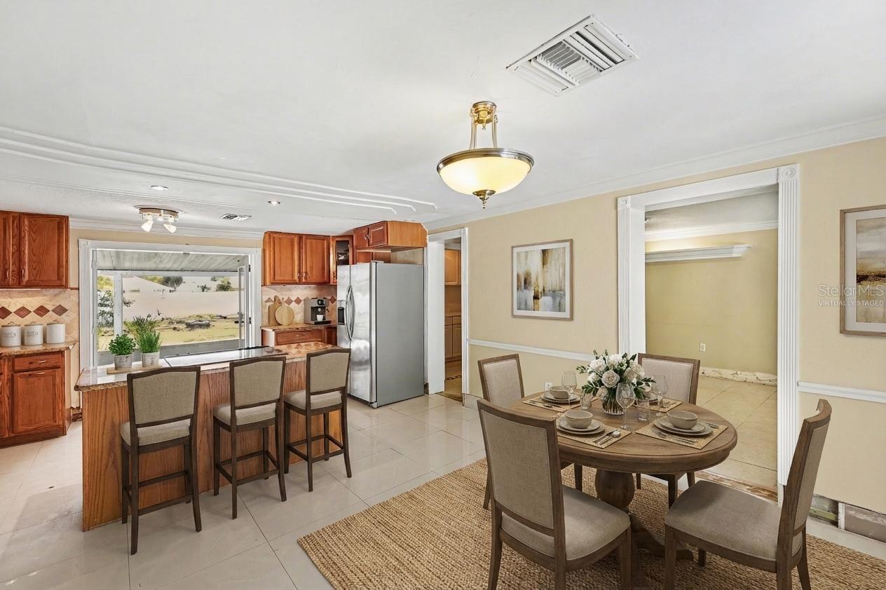 Image 2 of 32 For 202 Arlington Avenue E