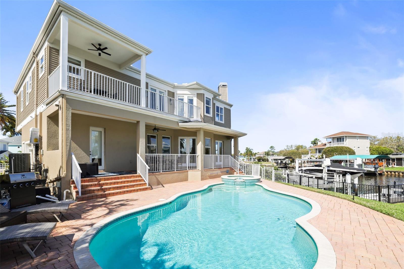 Image 11 of 81 For 207 Manatee Lane