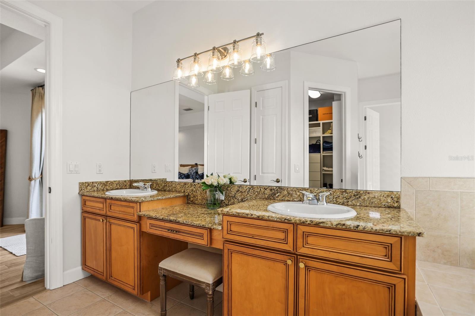 Image 35 of 81 For 207 Manatee Lane