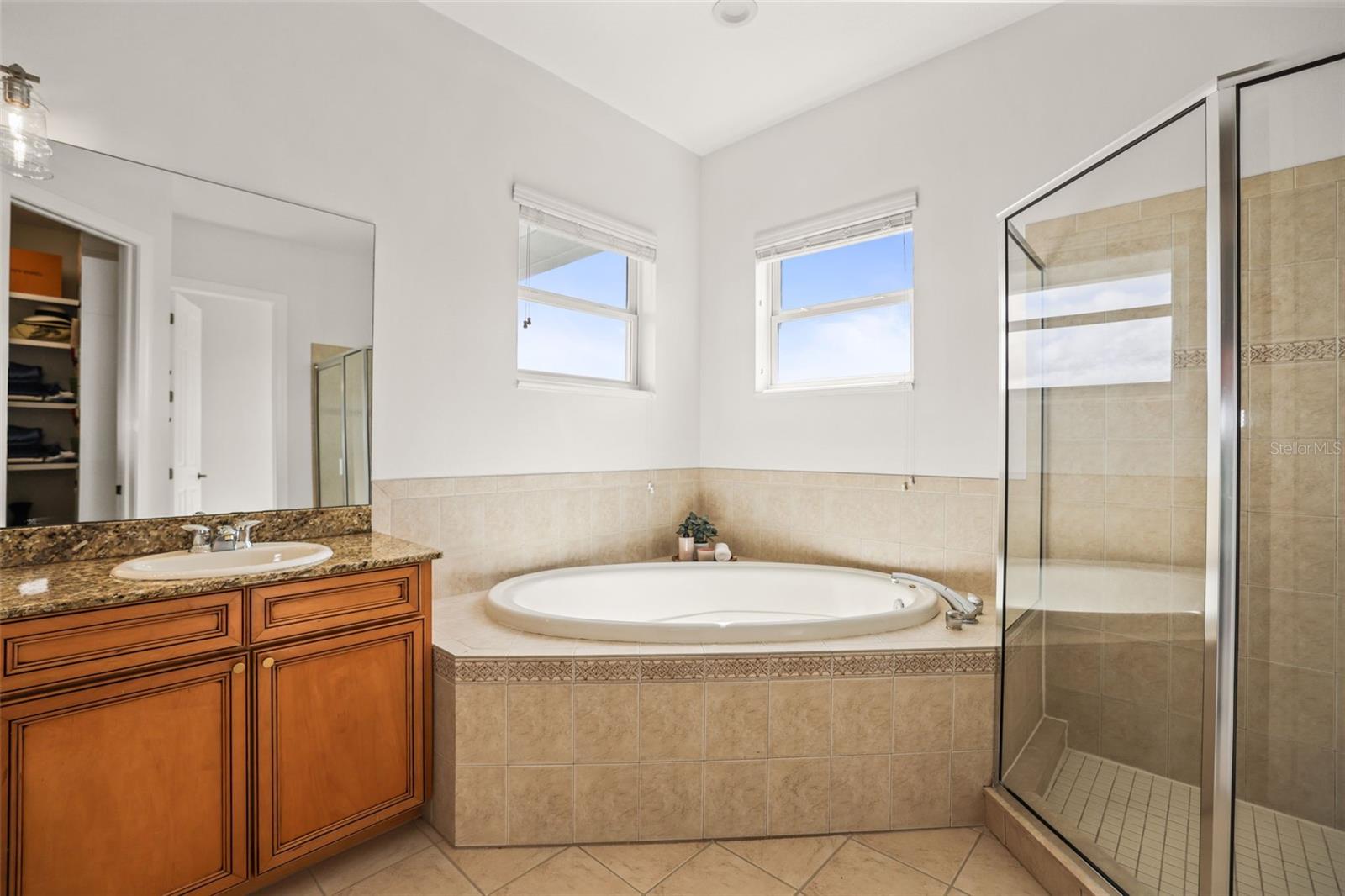 Image 36 of 81 For 207 Manatee Lane