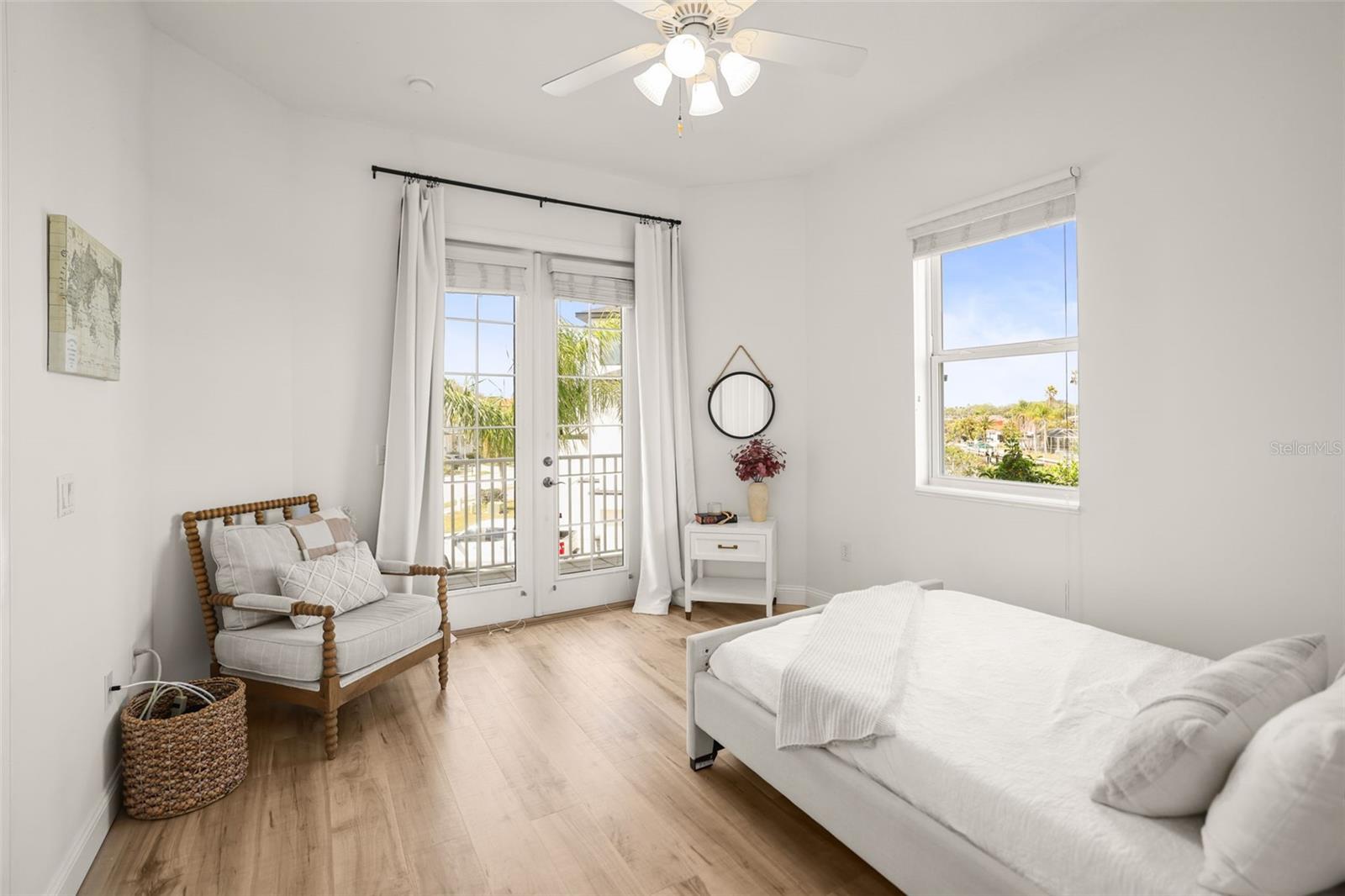 Image 48 of 81 For 207 Manatee Lane