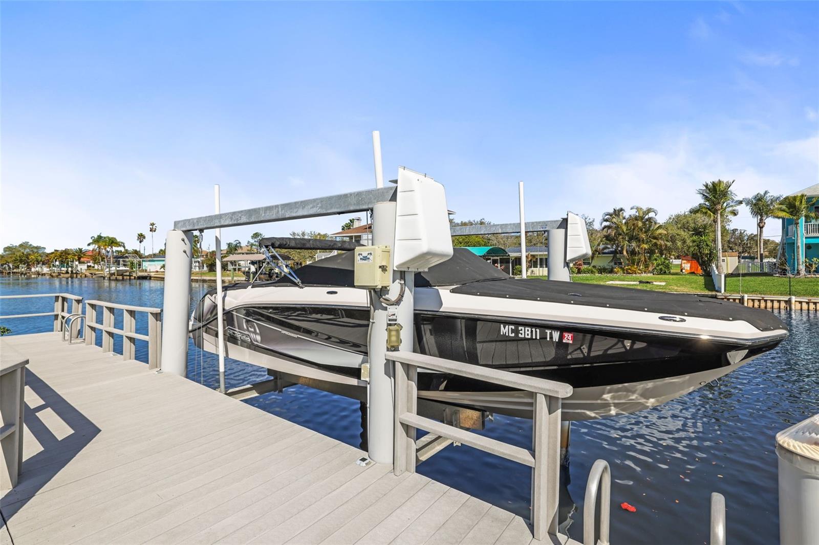 Image 62 of 81 For 207 Manatee Lane