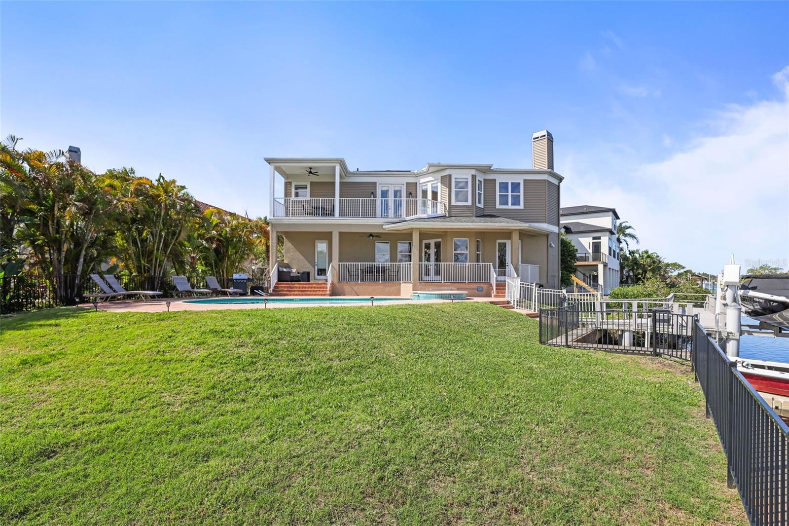 Image 68 of 81 For 207 Manatee Lane