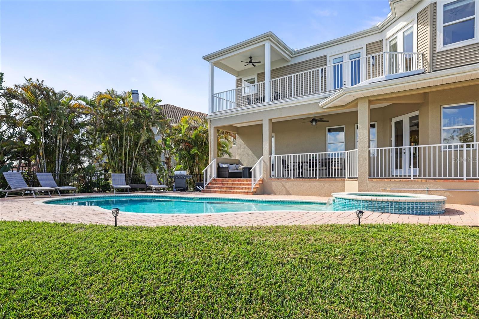 Image 69 of 81 For 207 Manatee Lane