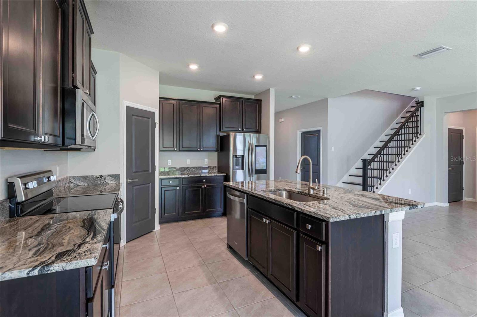 Image 12 of 47 For 16620 Mooner Plank Circle