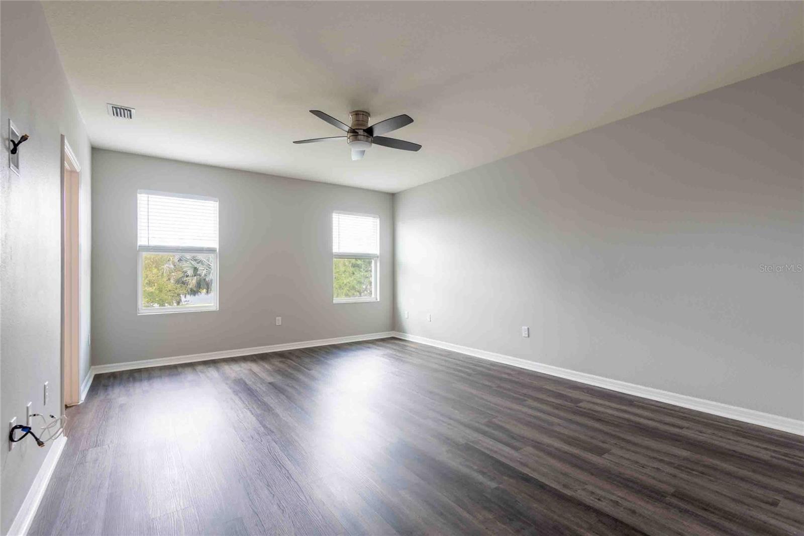 Image 30 of 47 For 16620 Mooner Plank Circle