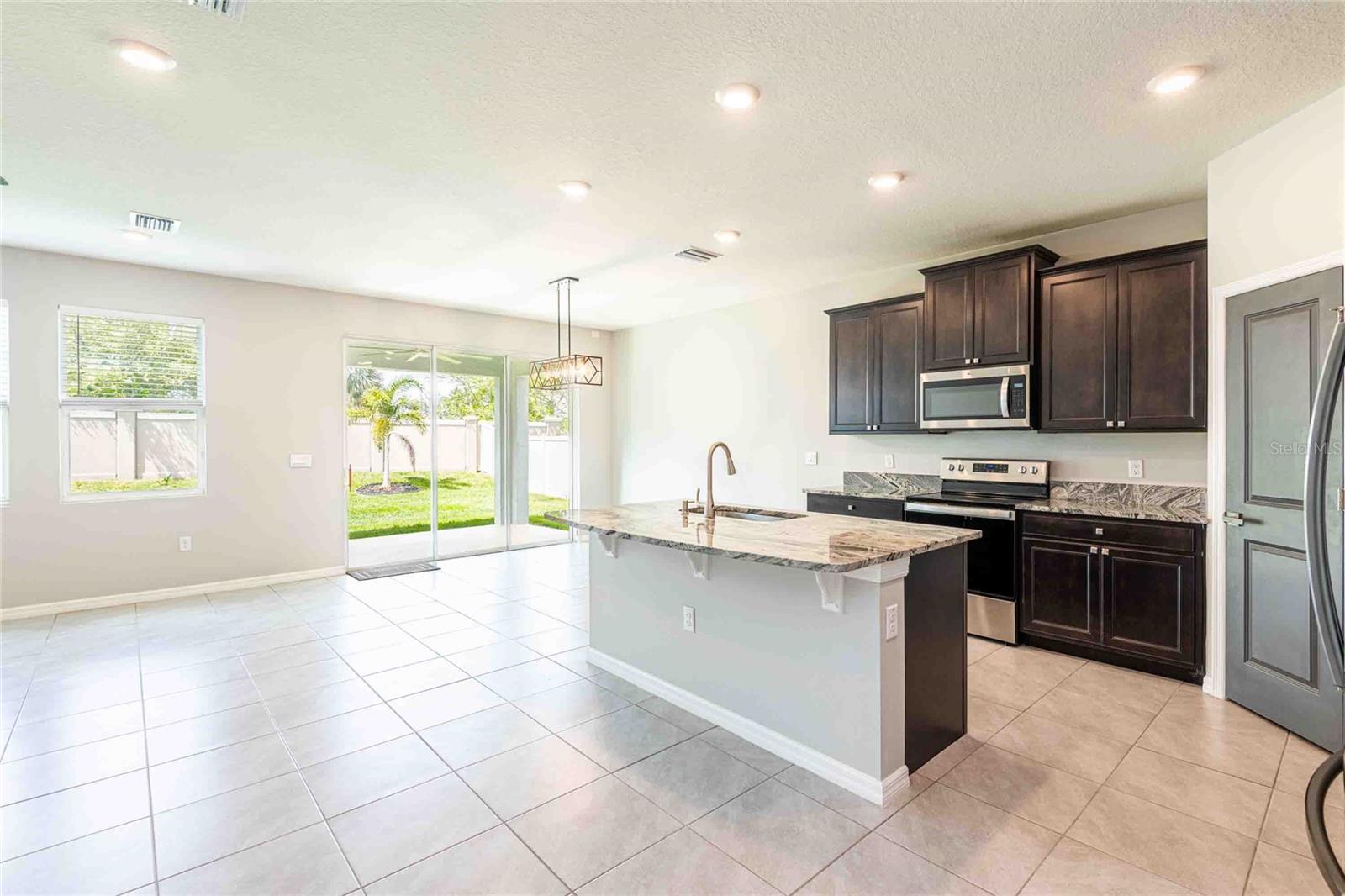 Image 7 of 47 For 16620 Mooner Plank Circle