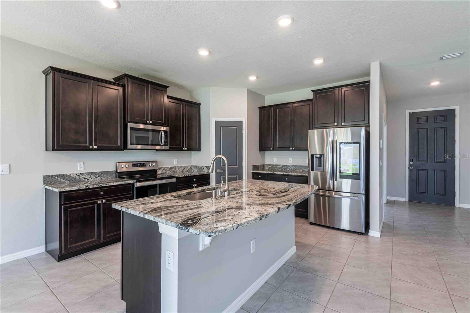 Image 9 of 47 For 16620 Mooner Plank Circle