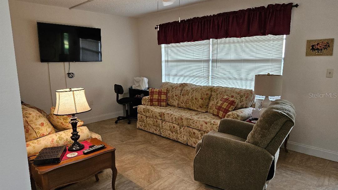 Image 11 of 24 For 10035 63rd Avenue N 6