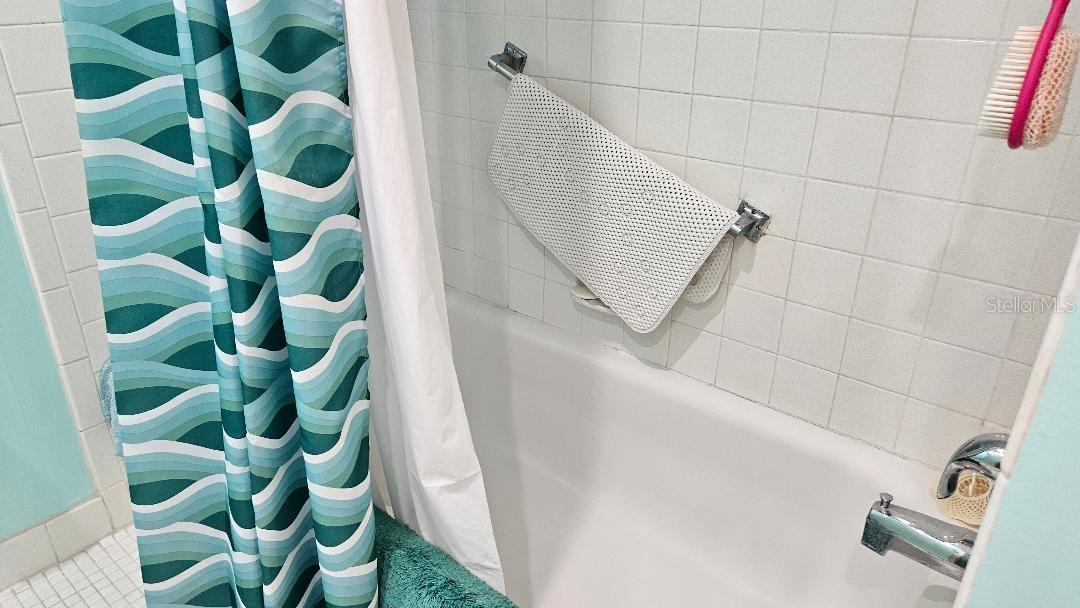 Image 18 of 24 For 10035 63rd Avenue N 6