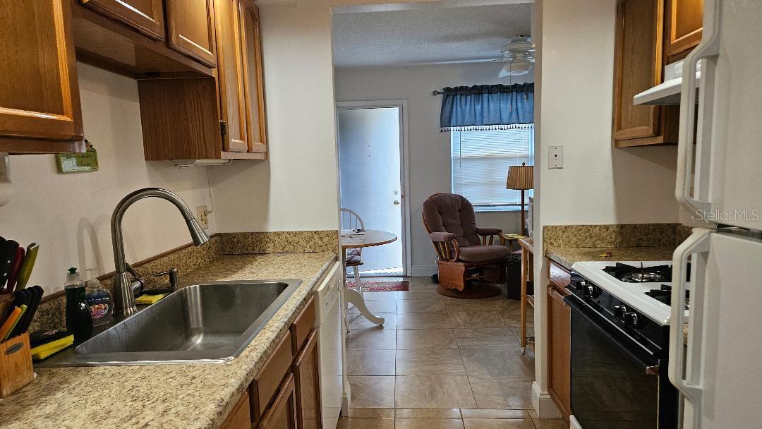 Image 9 of 24 For 10035 63rd Avenue N 6