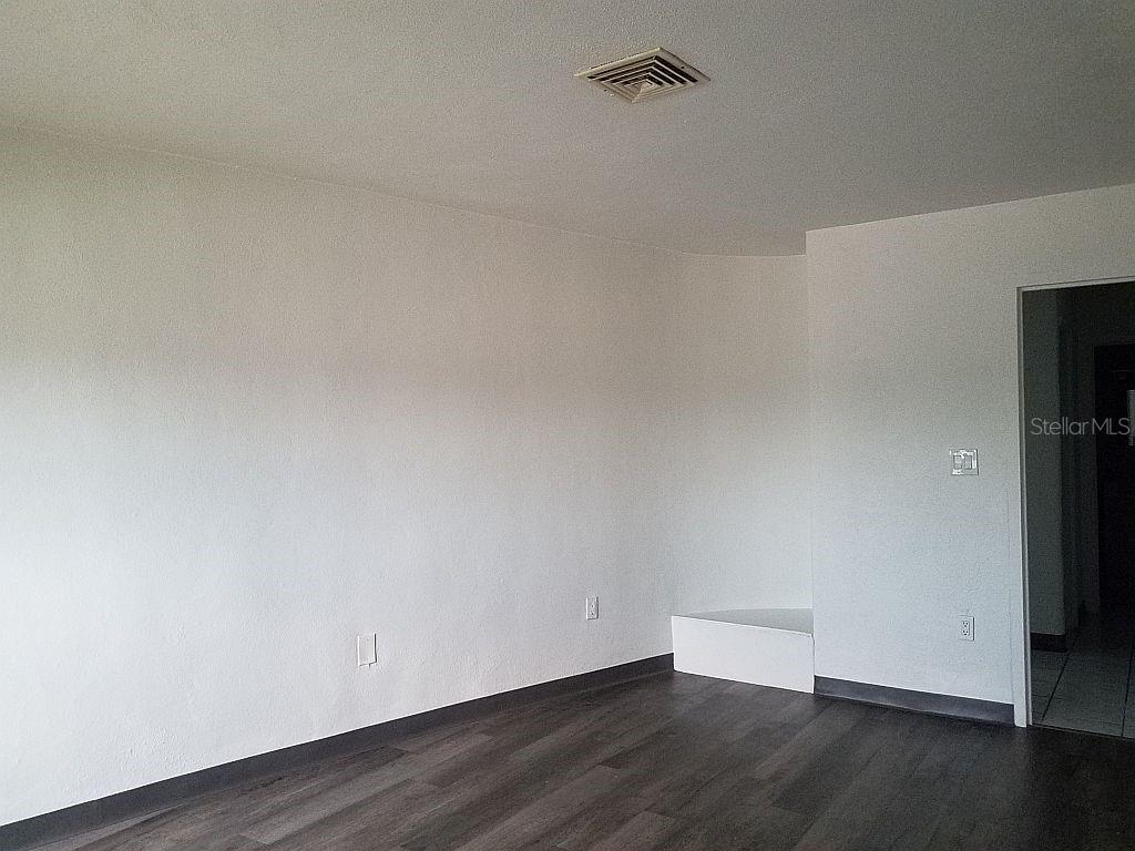 Image 28 of 30 For 100 Shell Point Road