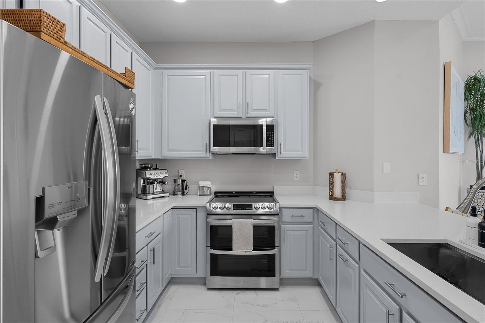 Image 15 of 34 For 449 12th Street 1402