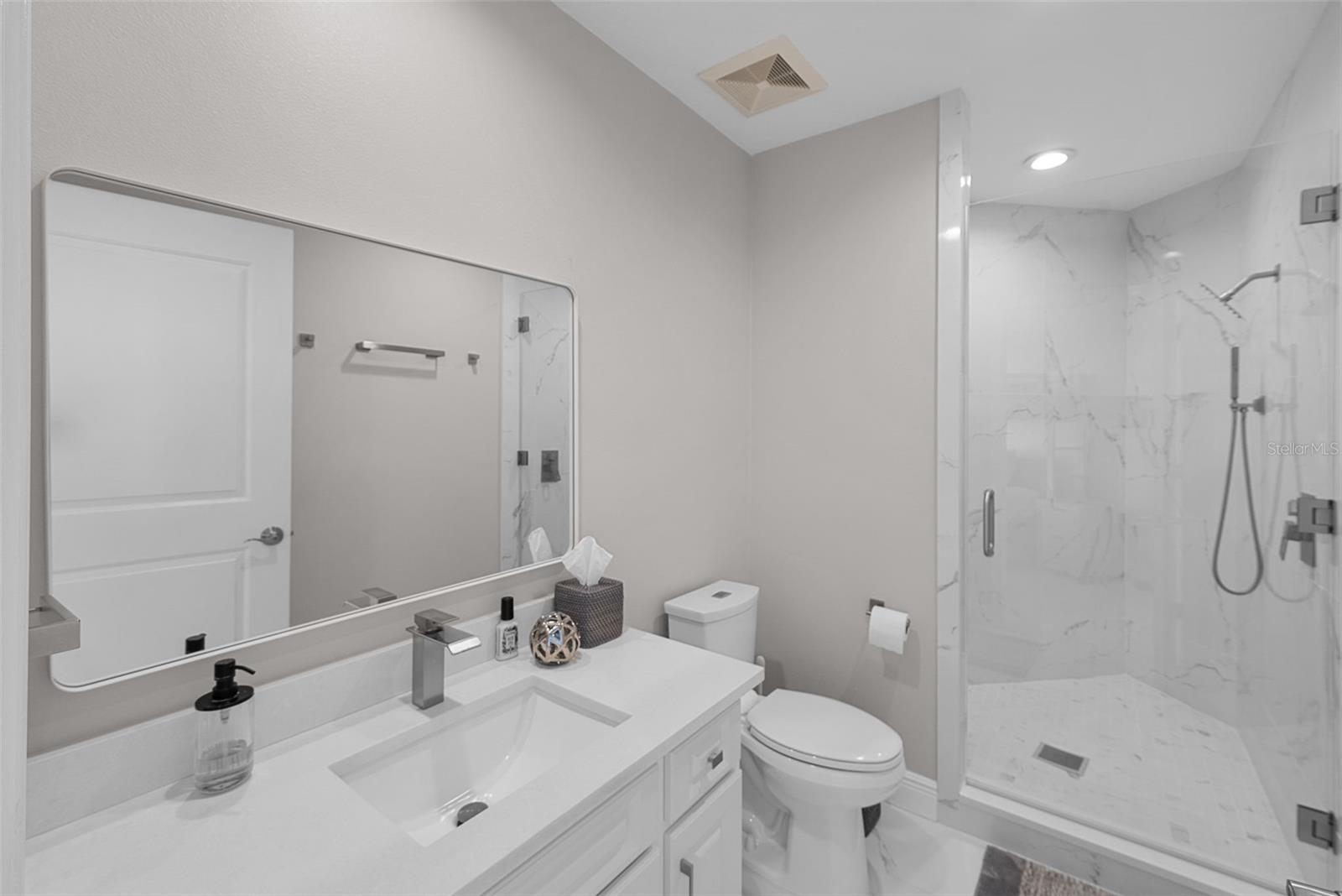 Image 26 of 34 For 449 12th Street 1402