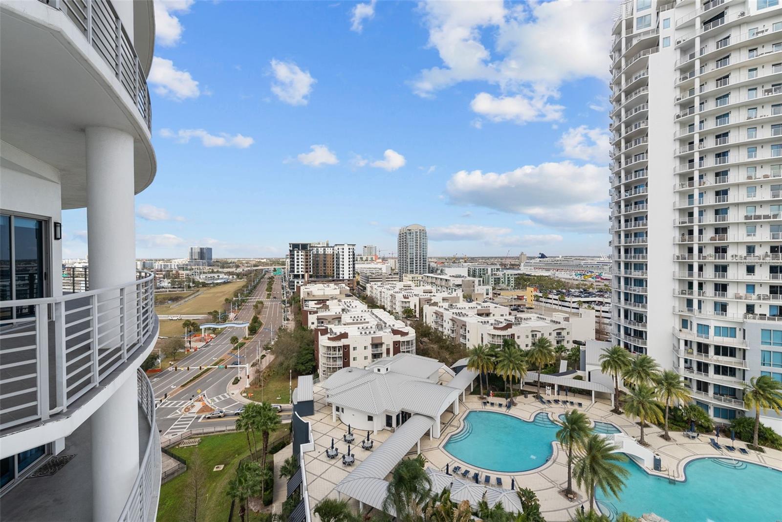 Image 28 of 34 For 449 12th Street 1402